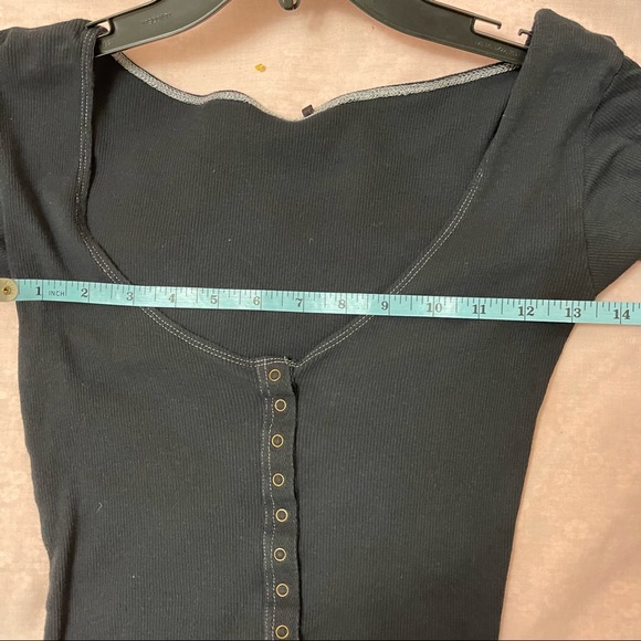 Are You Am I Black Knife Long Sleeve - Picture 6 of 7